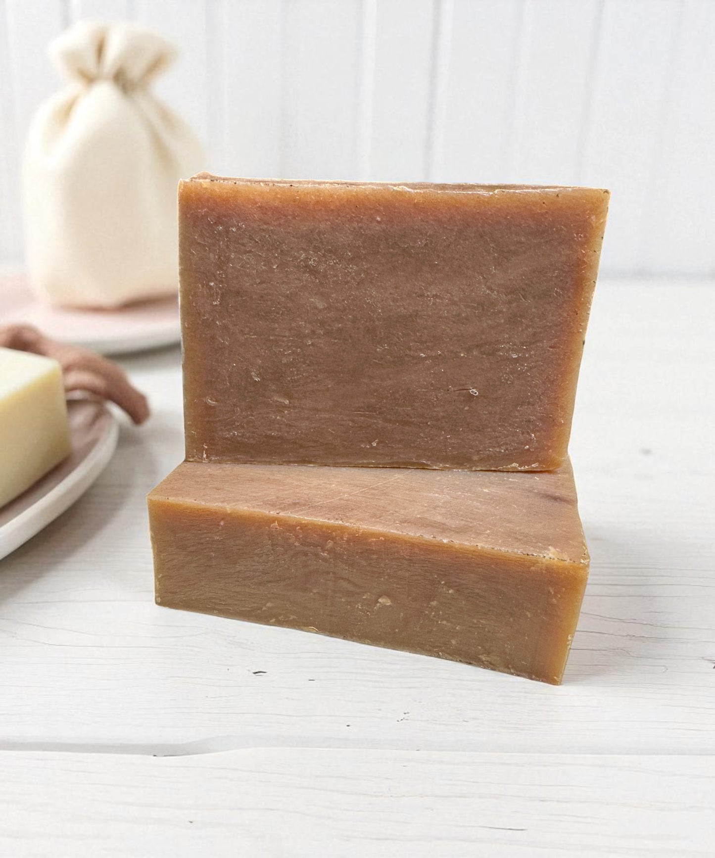 Frank & Myrrh – All-Natural Vegan Soap with Organic Oils